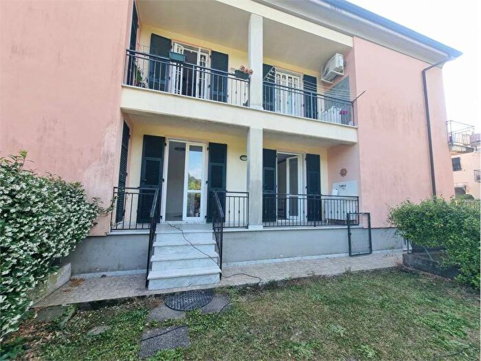 Appartamento con 5 locali in affitto in Bradia Nave San Michele, Sarzana