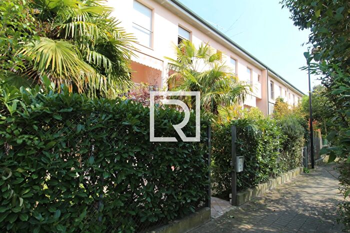 Casa con 5 locali in vendita in Ravenna