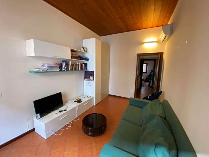 Appartamento trilocale in affitto in Via Grazioli, Mantova