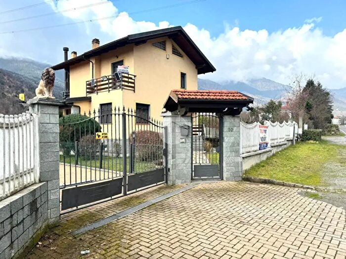 Casa con 8 locali in vendita in Via Alpignano, Val Della Torre