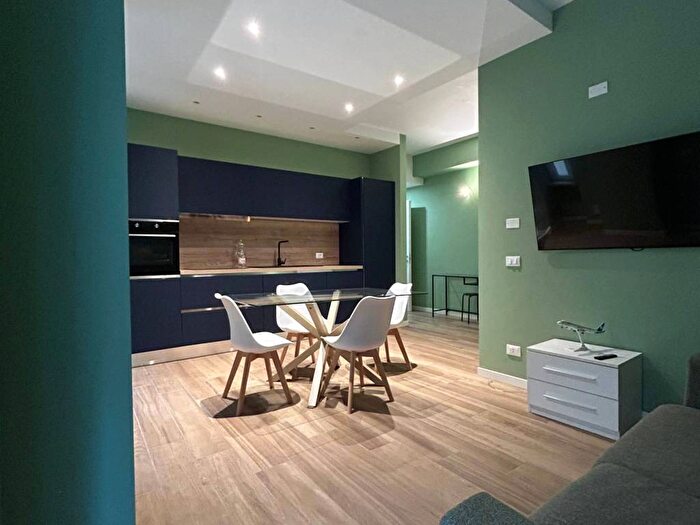 Appartamento trilocale in affitto in Lungadige Giacomo Matteotti, Borgo Trento, Verona