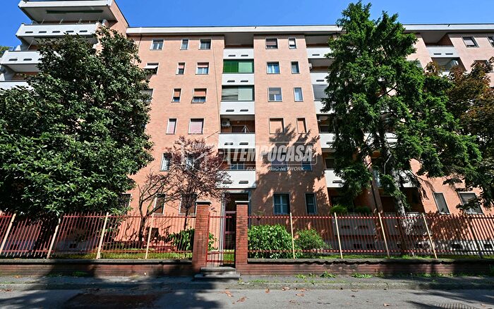 Appartamento trilocale in vendita in Via Lazio, Segrate