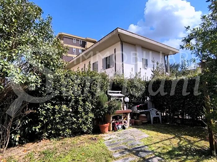 Casa con 5 locali in vendita in Via di Santa Maria a Cintoia, Firenze