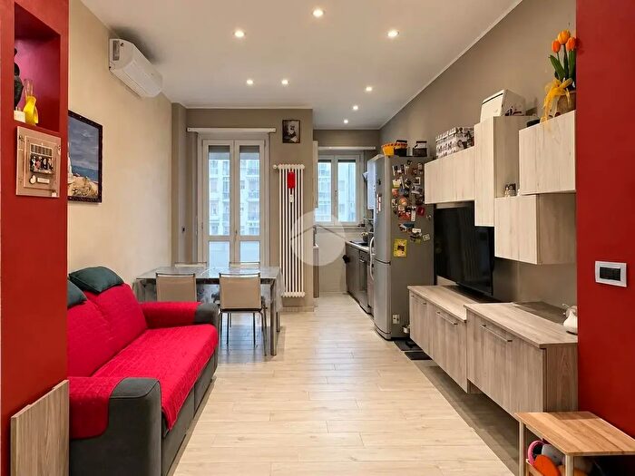 Appartamento trilocale in vendita in Via Aosta, Rivoli