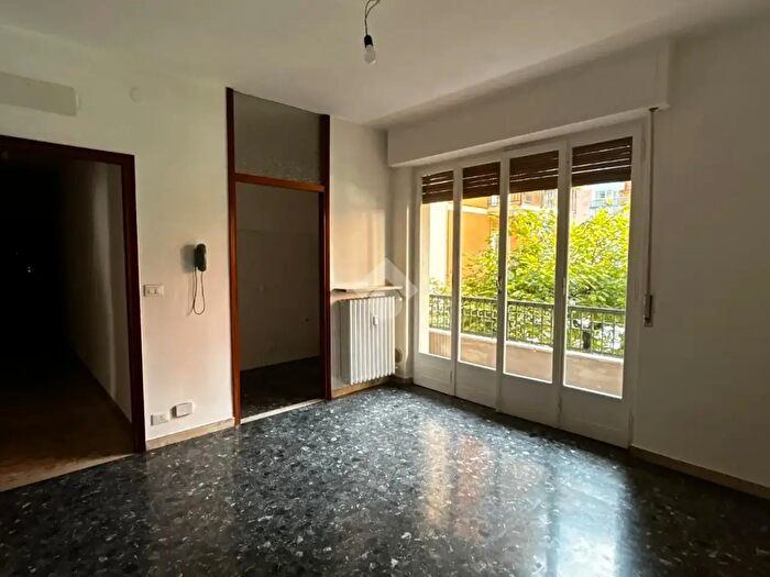 Appartamento trilocale in vendita in Via a Cristofoli, Verona