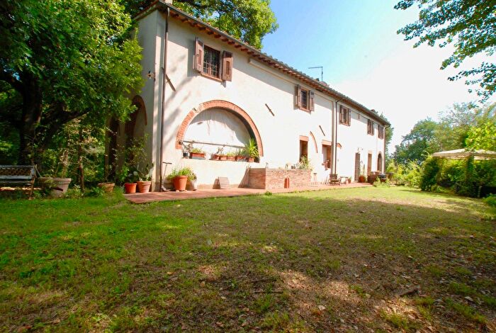 Appartamento con 5 locali in vendita in Ella Falce, Pontedera