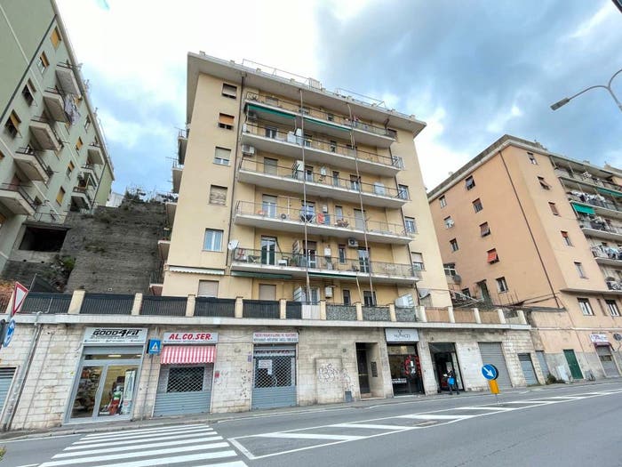 Appartamento trilocale in affitto in Via Molassana, Molassana, Genova