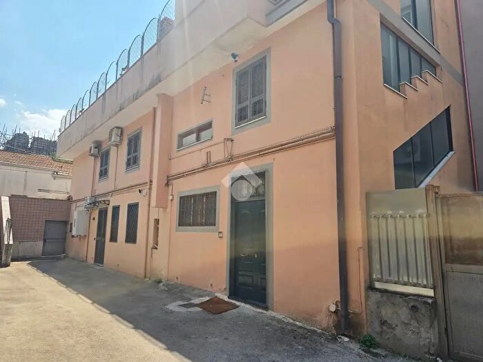 Casa quadrilocale in vendita in Via Capitano, Pomigliano D'Arco