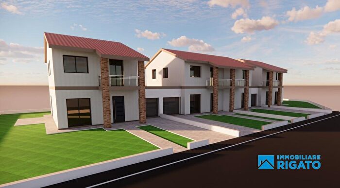 Casa quadrilocale in vendita in Solagna