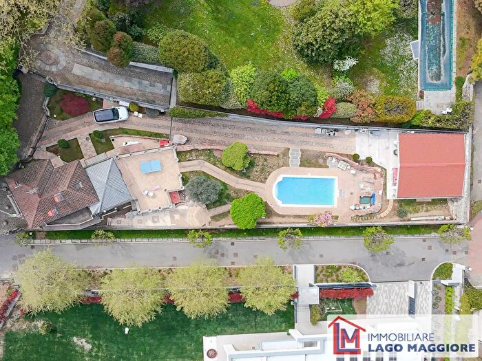 Casa con 6 locali in vendita in Via Fiume, Varese