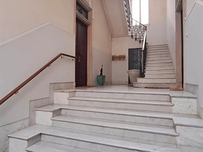 Appartamento con 5 locali in vendita in Catania