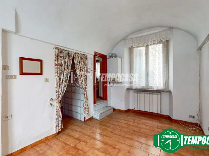 Appartamento trilocale in vendita in Salita Ravazzano Santo, Novi Ligure