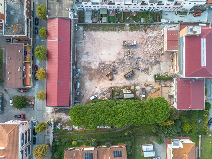 Casa con 5 locali in vendita in della Repubblica, Cascina