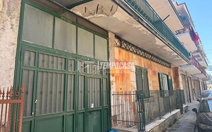 Casa con 8 locali in vendita in Via Gabriele dAnnunzio, San Vitaliano