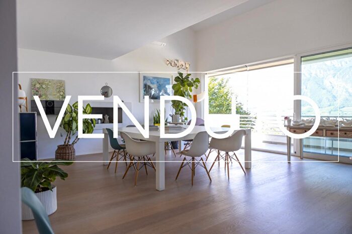 Casa con 8 locali in vendita in Via Nedda Falzolgher, Trento