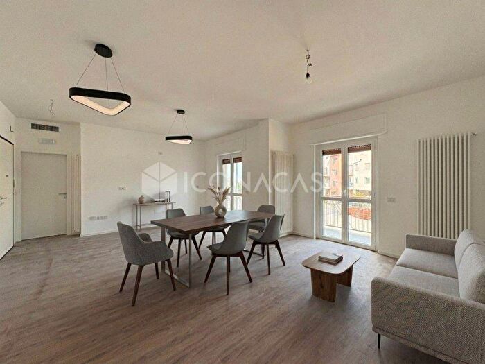 Appartamento trilocale in vendita in Viale dei Peuceti, Centro, Matera