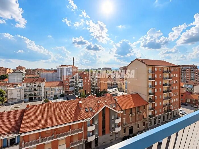 Appartamento quadrilocale in vendita in Corso Toscana, Torino