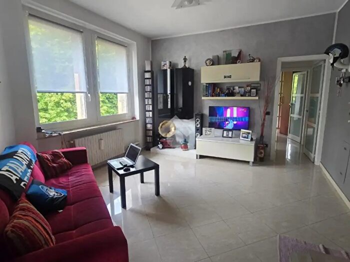 Appartamento trilocale in vendita in Via Carlo Pagliarini, Romano Di Lombardia