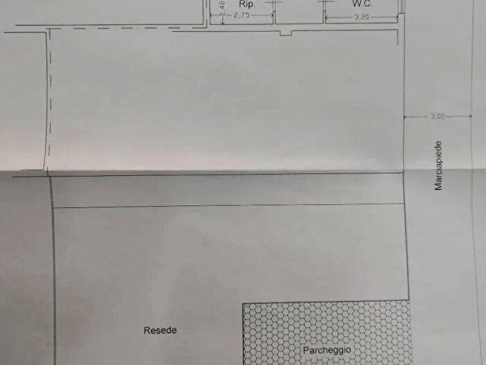 Casa bilocale in vendita in Via del Bisenzio Vernio, Vernio