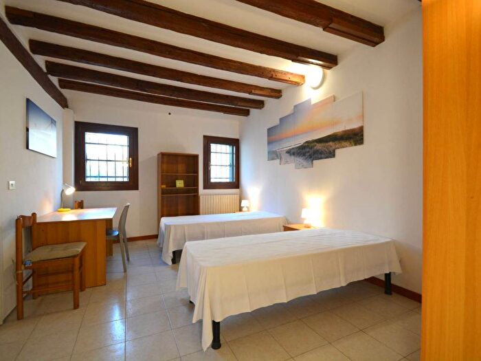 Appartamento quadrilocale in affitto in Campo SantAgnese, Accademia Salute, Venezia