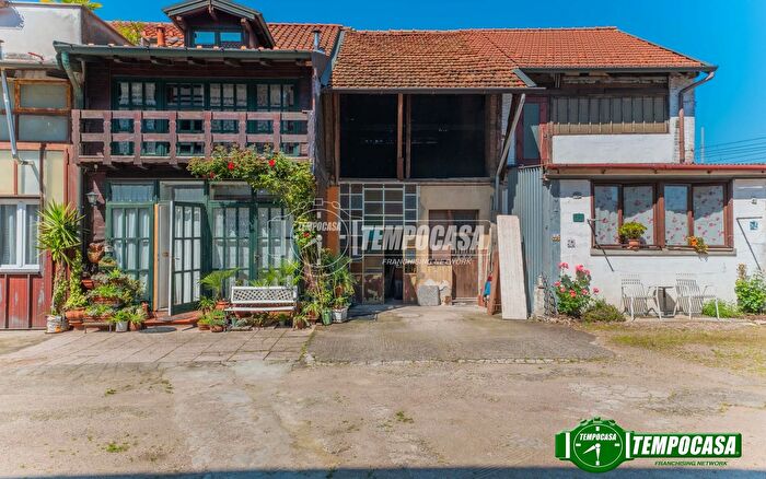 Case in Vendita e in Affitto - 3