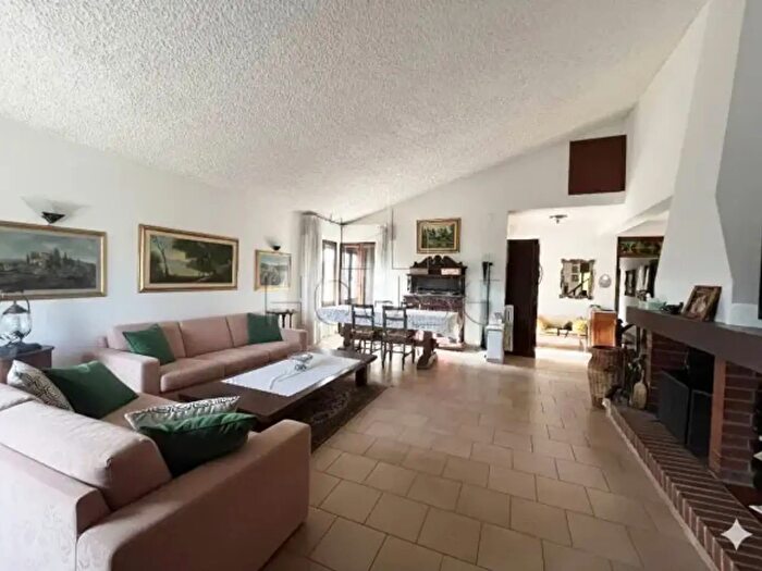 Casa con 6 locali in vendita in Via del Sembolino, Civitella In Val Di Chiana