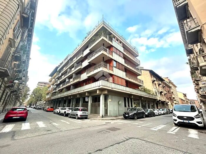 Appartamento bilocale in affitto in Via Collegno, Torino