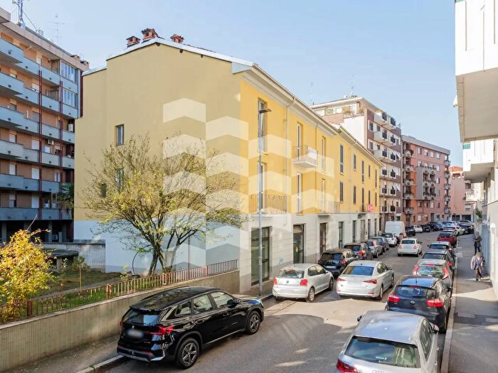 Appartamento trilocale in vendita in Via Pietro Micca, Novara