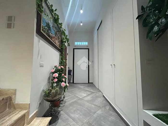 Casa quadrilocale in vendita in Via delle Panche, Firenze