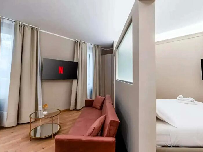 Appartamento monolocale in affitto in Corso San Gottardo, Milano