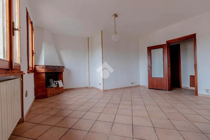 Casa trilocale in vendita in Via G Bernardi, Monte San Pietro