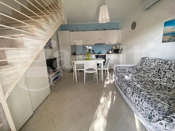 Casa bilocale in vendita in Via Australia Snc, Viddalba