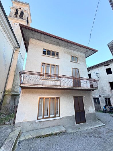 Casa in vendita in Via Monte Maggio, Arsiero