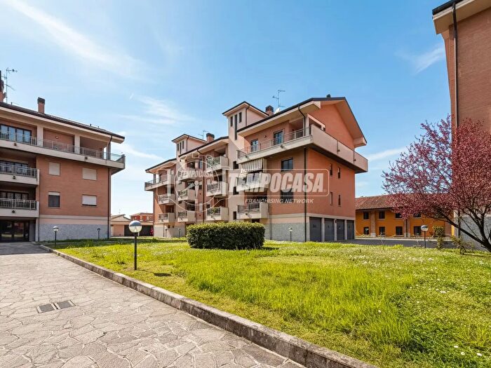 Appartamento trilocale in vendita in Via Cassino b, Tribiano