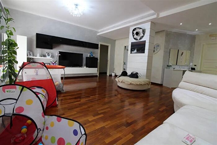 Appartamento quadrilocale in vendita in Via Anapo, Melilli