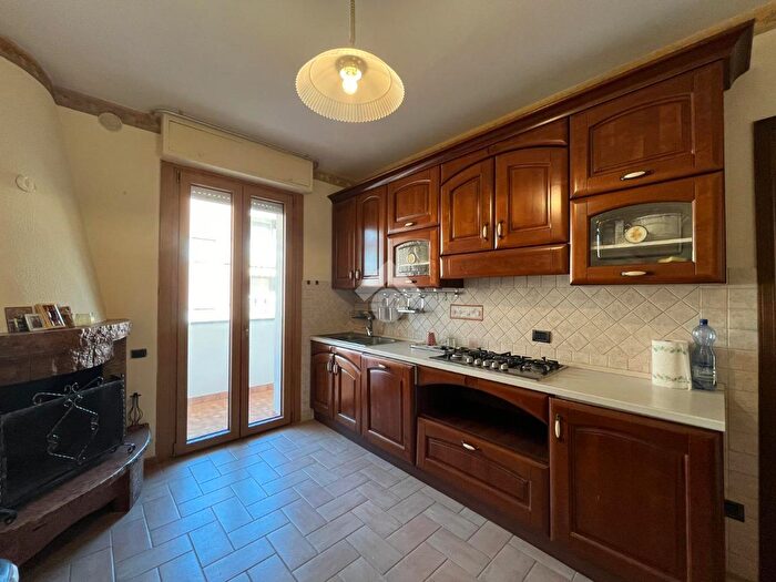 Appartamento trilocale in vendita in Via degli Eucalipti, Orvieto