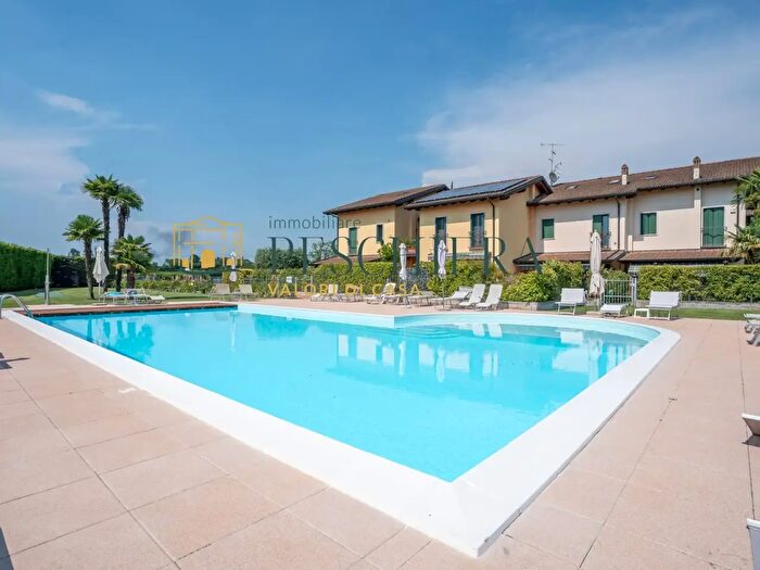 Casa con 5 locali in vendita in Via Campagnarossa, Valeggio Sul Mincio