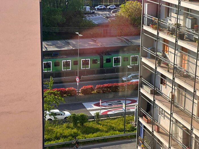 Appartamento bilocale in affitto in Via Madre Anna Eugenia Picco, Cimiano, Milano
