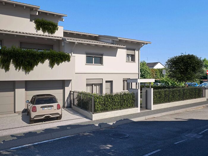 Case in Vendita e in Affitto - 3