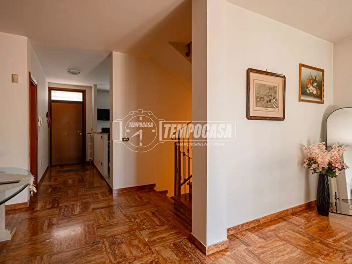 Casa quadrilocale in vendita in Via Unione Sovietica, Reggio Emilia