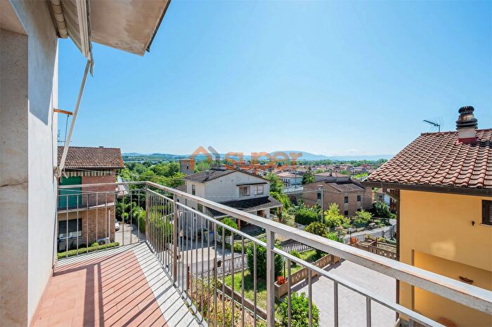 Appartamento quadrilocale in vendita in Via Emilia Perugia Pg, Perugia