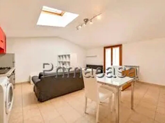 Appartamento monolocale in vendita in Viale Ortles, Milano