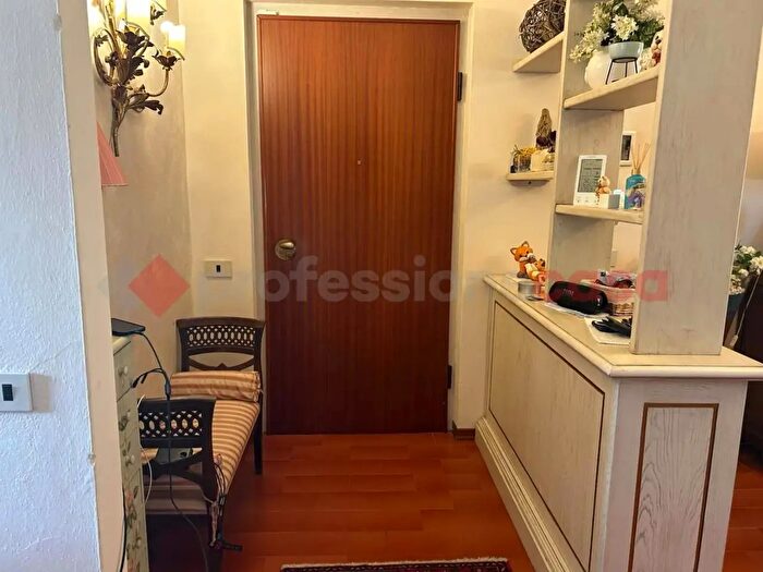 Appartamento con 5 locali in vendita in Via Pietro Togneri, Castelnuovo Di Garfagnana