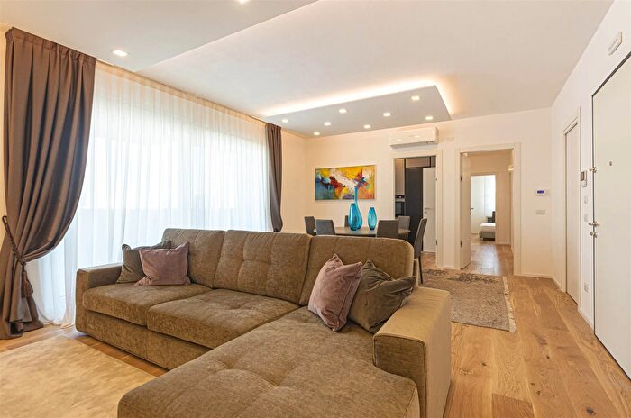 Casa con 6 locali in vendita in Via Frattina Borgoricco, Borgoricco