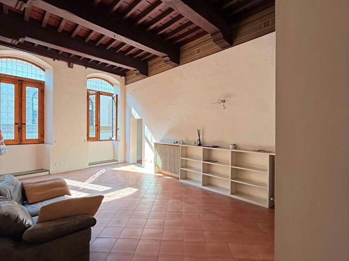 Appartamento quadrilocale in affitto in Santo Spirito, Firenze