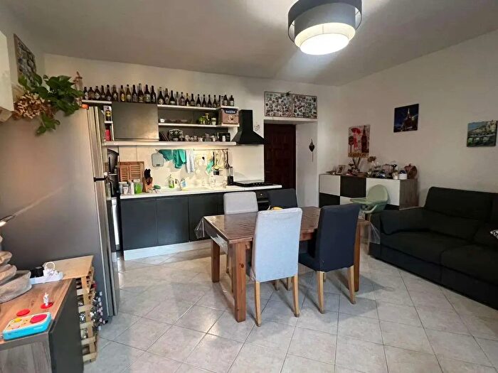 Appartamento bilocale in vendita in Via Ferrari, Daverio