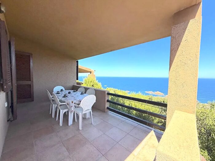 Casa trilocale in vendita in Trinità d'Agultu e Vignola