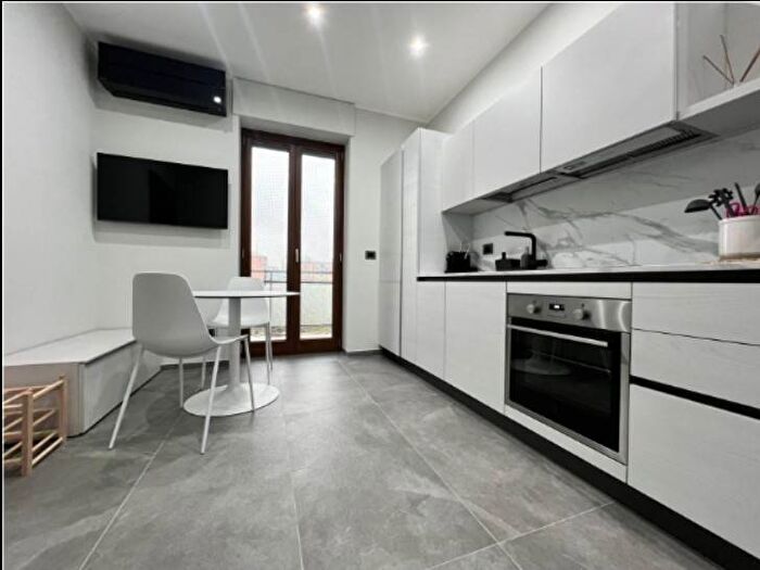 Appartamento bilocale in affitto in Via Francesco Albani, Monte Rosa Lotto, Milano