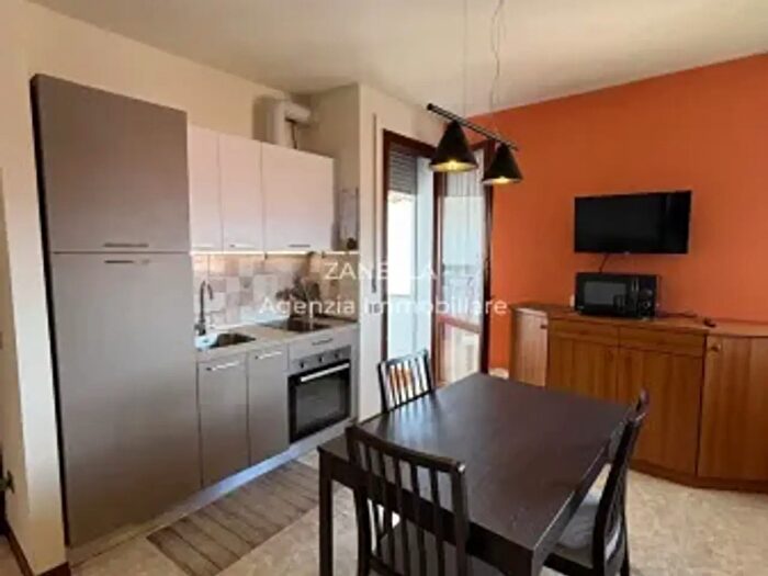 Appartamento bilocale in vendita in Via Scuole, Castelfranco Veneto