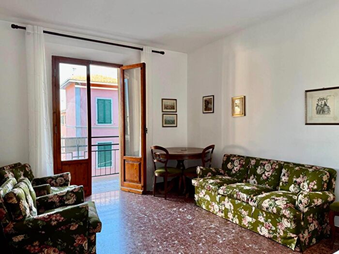 Appartamento con 6 locali in vendita in Campo NellElba